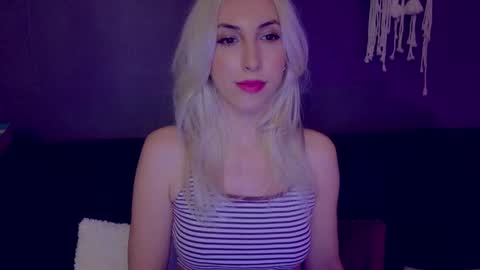 Isabelle online show from 6, 2, 2025