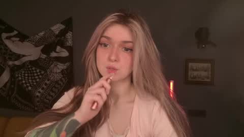 Bella online show from 24, 4, 2026