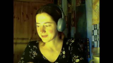 Snapshot of purple_cat55 chatting on 12, 1, 2025 purple_cat55 online show from 12, 1, 2025