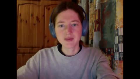 Snapshot of purple_cat55 chatting on 28, 10, 2025 purple_cat55 online show from 28, 10, 2025