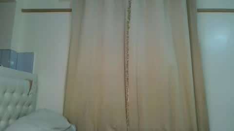purple_honey1 online show from 1, 4, 2026