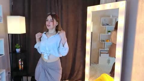 lola online show from 11, 3, 2026