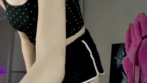 Snapshot of pussy_without_pussy chatting on 11, 10, 2025 Dasha online show from 11, 10, 2025