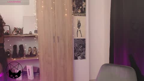 Mari online show from 2, 4, 2026