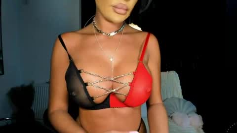 Snapshot of pussydollxx chatting on 14, 6, 2026 Andreea online show from 14, 6, 2026