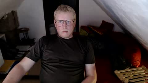 pussylovercb online show from 28, 6, 2026