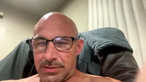 pussypleaser209 online show from 27, 4, 2026