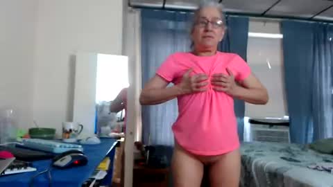Snapshot of putiputi4u chatting on 19, 6, 2026 putiputi4u online show from 19, 6, 2026