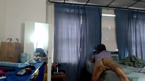 Snapshot of putiputi4u chatting on 28, 6, 2026 putiputi4u online show from 28, 6, 2026