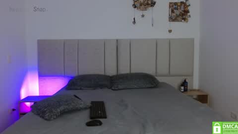 Snapshot of pyxis_ chatting on 24, 2, 2026 Milan Elian online show from 24, 2, 2026