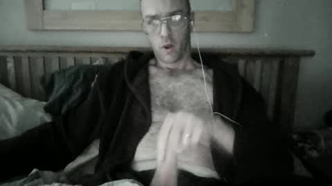 Snapshot of q2phq2ph chatting on 19, 6, 2026 q2phq2ph online show from 19, 6, 2026