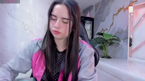 Qetsyah online show from 18, 4, 2026