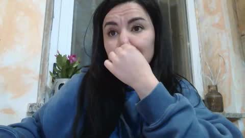 L online show from 6, 3, 2025