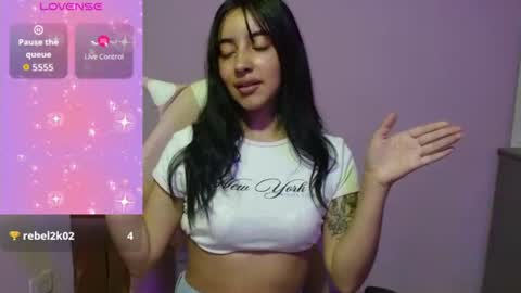 Snapshot of quee_tiana chatting on 9, 7, 2026 your princess online show from 9, 7, 2026