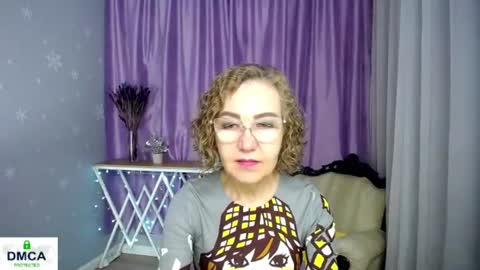 Snapshot of queen_a_n_i chatting on 21, 6, 2026 A N I Ill be here on December 1st online show from 21, 6, 2026