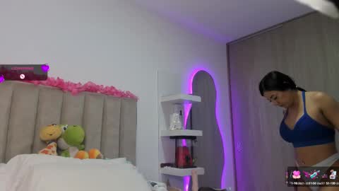  QUEEN ANTONELLA  online show from 4, 3, 2025