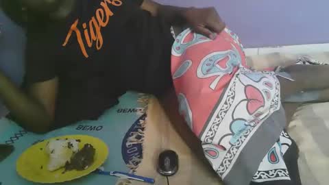 queen_berry1 online show from 18, 9, 2025