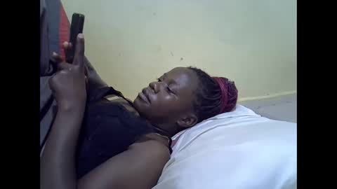 Snapshot of queen_darling3 chatting on 28, 9, 2025 Gentrix online show from 28, 9, 2025