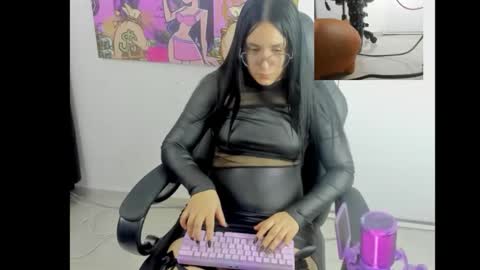 queen_findom1 online show from 3, 2, 2026