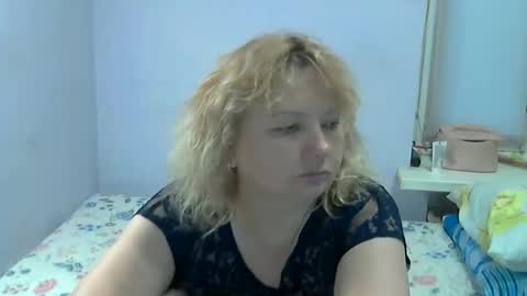 queen_jane8 online show from 8, 6, 2026