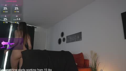 Snapshot of queen_leylla chatting on 30, 5, 2026 queen_leylla online show from 30, 5, 2026