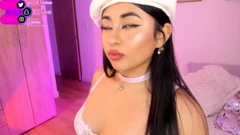 Liana  online show from 2, 1, 2025