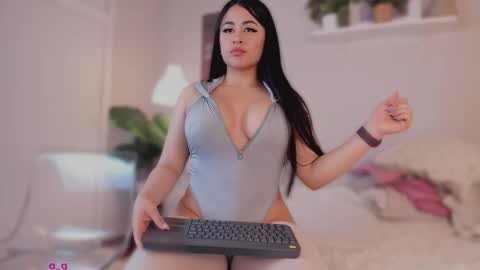 Snapshot of queen_liana chatting on 21, 3, 2026 Liana online show from 21, 3, 2026