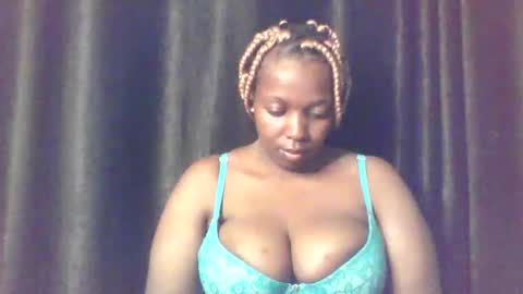 QUEEN online show from 27, 4, 2026