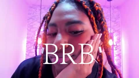 Snapshot of queen_perla_ chatting on 15, 1, 2025 online show from 15, 1, 2025