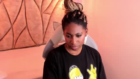 Snapshot of queen_perla_ chatting on 29, 1, 2025 online show from 29, 1, 2025