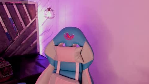 Snapshot of queen_perla_ chatting on 13, 9, 2025 online show from 13, 9, 2025