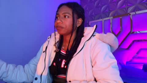   online show from 19, 4, 2026