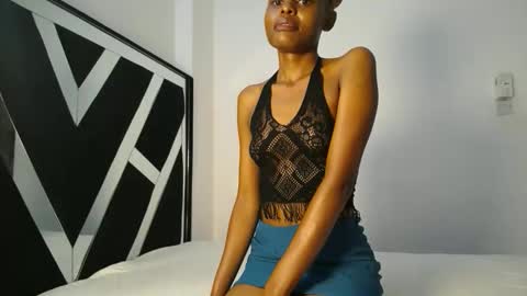 queen_sashavixen online show from 22, 4, 2026