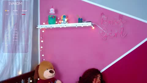 Queenamazon  online show from 7, 2, 2025