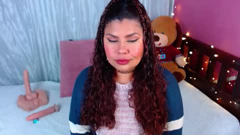 Queenamazon  online show from 23, 11, 2025