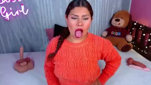 Queenamazon  online show from 29, 6, 2026