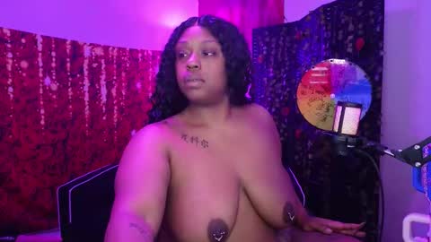 Queen Cherise Roze online show from 16, 2, 2026