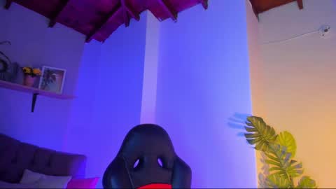 Queen online show from 22, 4, 2026