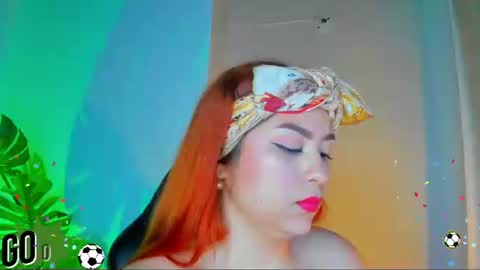 Snapshot of queengrett chatting on 12, 6, 2026 Queen online show from 12, 6, 2026