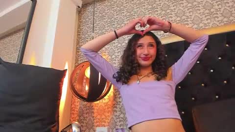 QUEENJEENN online show from 5, 12, 2024