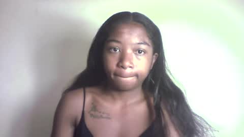 queennaya online show from 6, 7, 2026