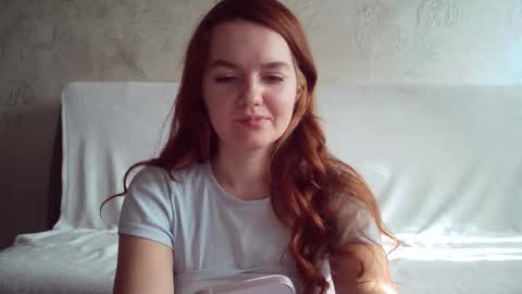 QueenOfModels online show from 3, 2, 2025