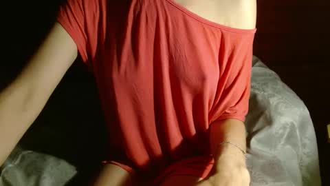 queenoftenderness online show from 14, 1, 2025