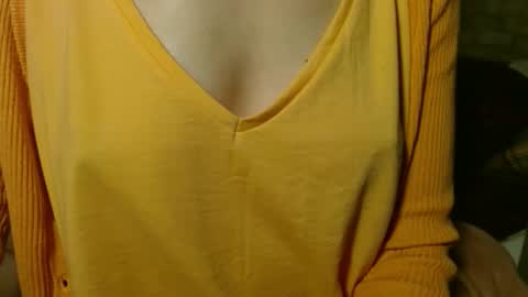 queenoftenderness online show from 20, 4, 2026