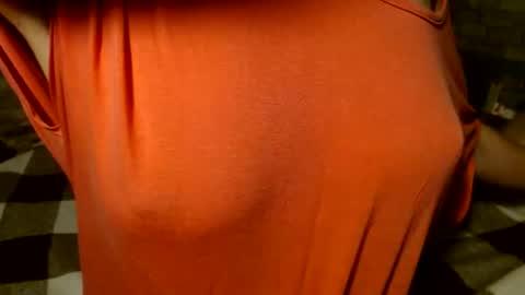 queenoftenderness online show from 8, 7, 2026