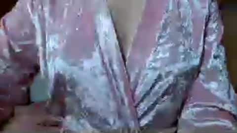 queenoftenderness online show from 24, 7, 2026