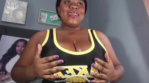 queenrachelbrown online show from 24, 4, 2026