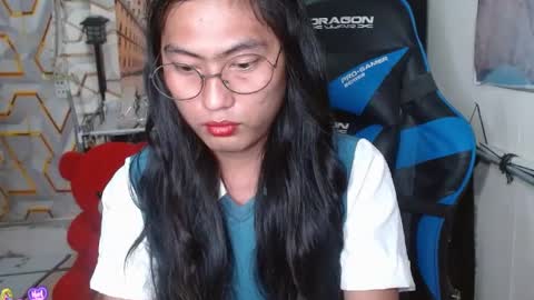 Snapshot of queensteffi chatting on 25, 6, 2026 queensteffi online show from 25, 6, 2026