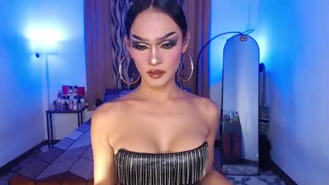 Snapshot of queenvalentinats chatting on 28, 12, 2024 ValentinaMoone online show from 28, 12, 2024