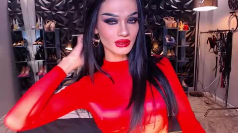 Snapshot of queenvalentinats chatting on 15, 2, 2025 ValentinaMoone online show from 15, 2, 2025